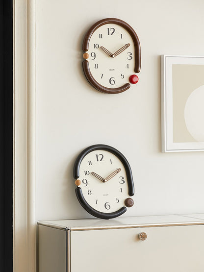 Orologio da parete Sagoma rossa con sfere