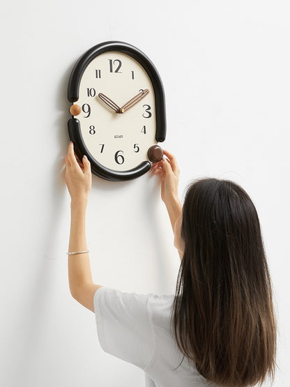 Orologio da parete Sagoma rossa con sfere