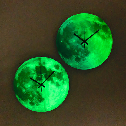 Orologio da parete Luna luminescente