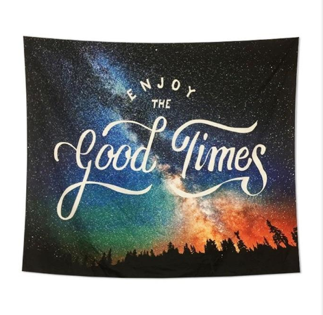 Arazzo Aurora boreale con silhouetta di bosco