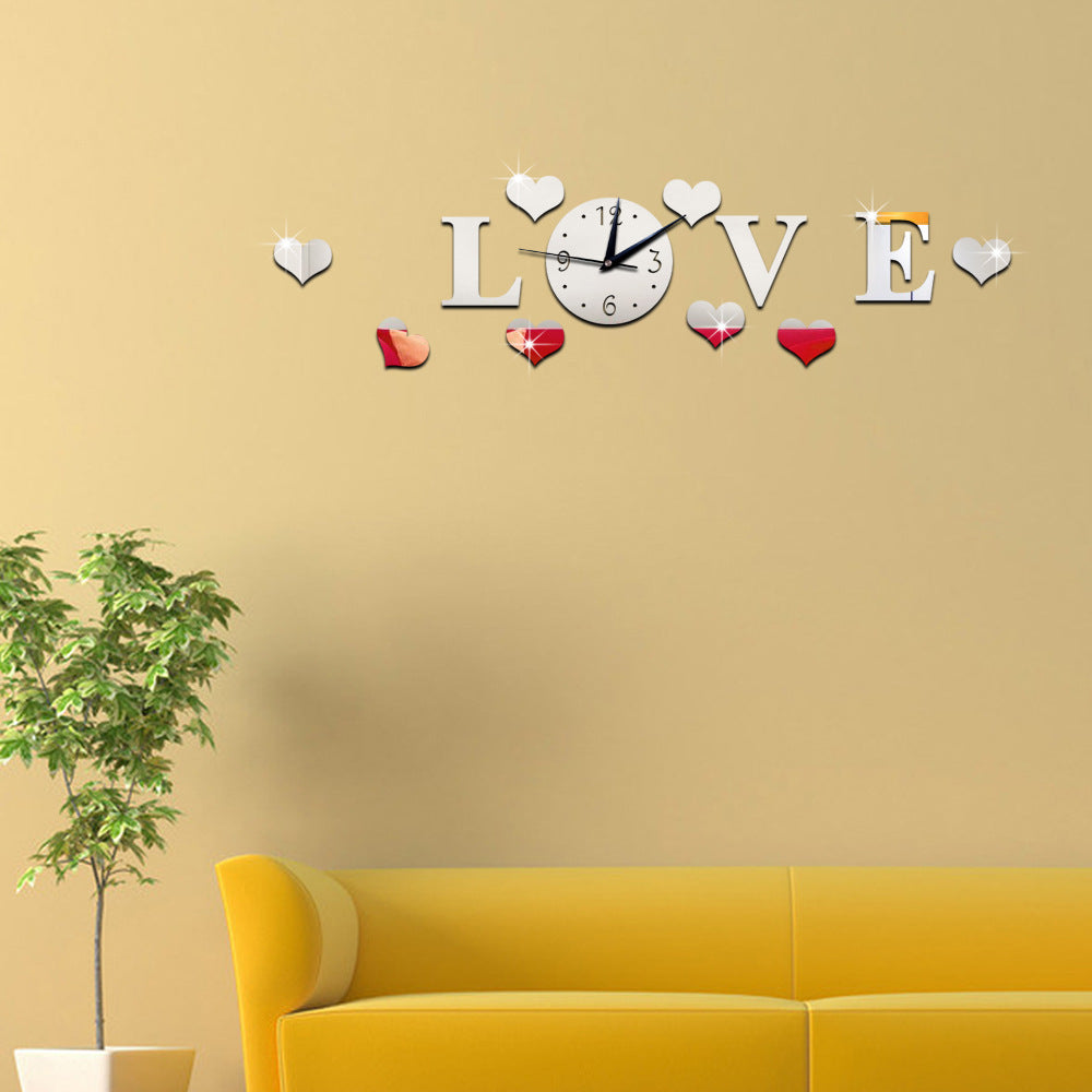 Orologio da parete LOVE e cuori