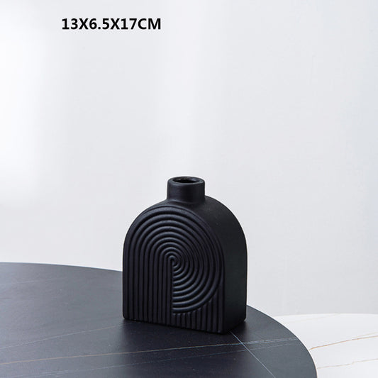 Vaso minimalista in ceramica