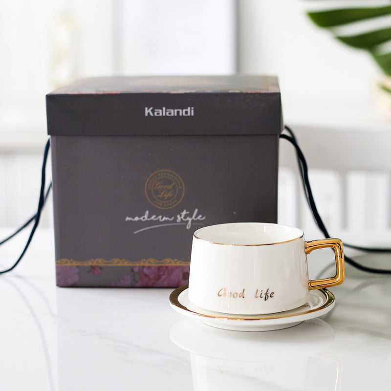 Tazza caffè con piattino oro