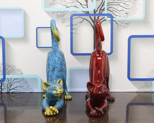 Gatto ceramica rosso disteso