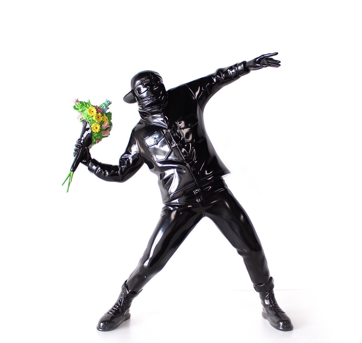 Scultura ragazzo con fiori