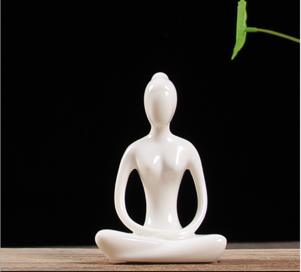Statuetta yoga ceramica