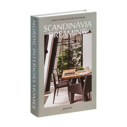 Libri decorativi finti