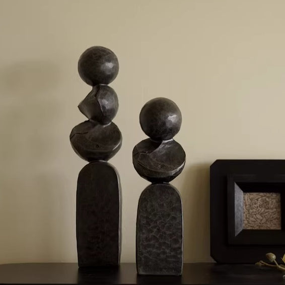 Scultura astratta nera