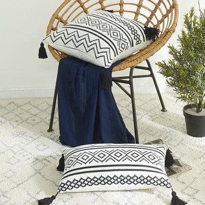 Cuscino geometrico con nappine