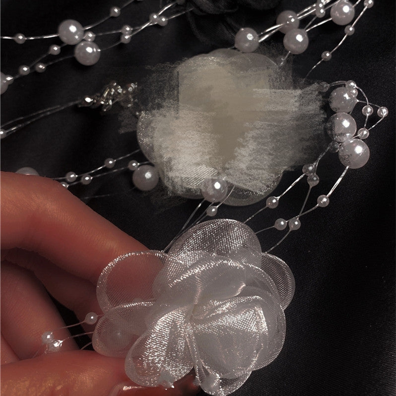 Collana rose tema francese retrò