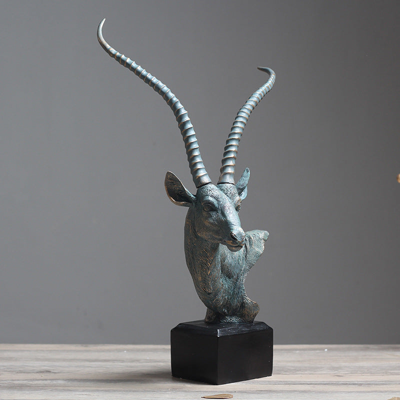 Testa di antilope in ceramica