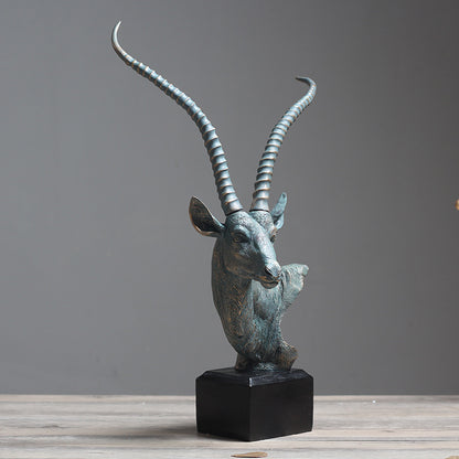 Testa di antilope in ceramica