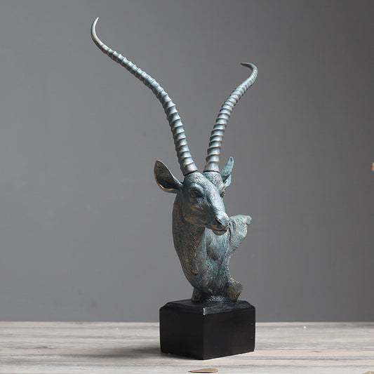 Testa di antilope in ceramica