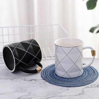 Tazza geometrica da caffè
