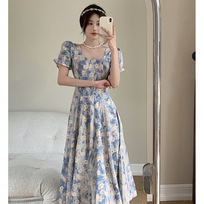 Vestito blu floreale