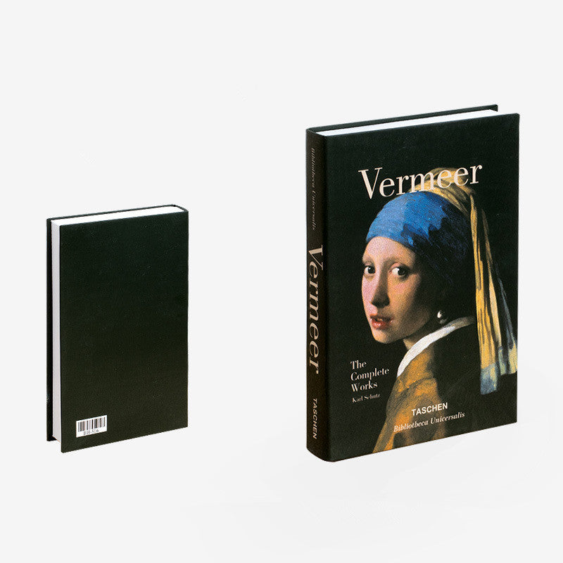 Finti libri decorativi