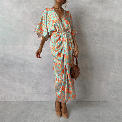 Vestito scollo V tema pittura retrò