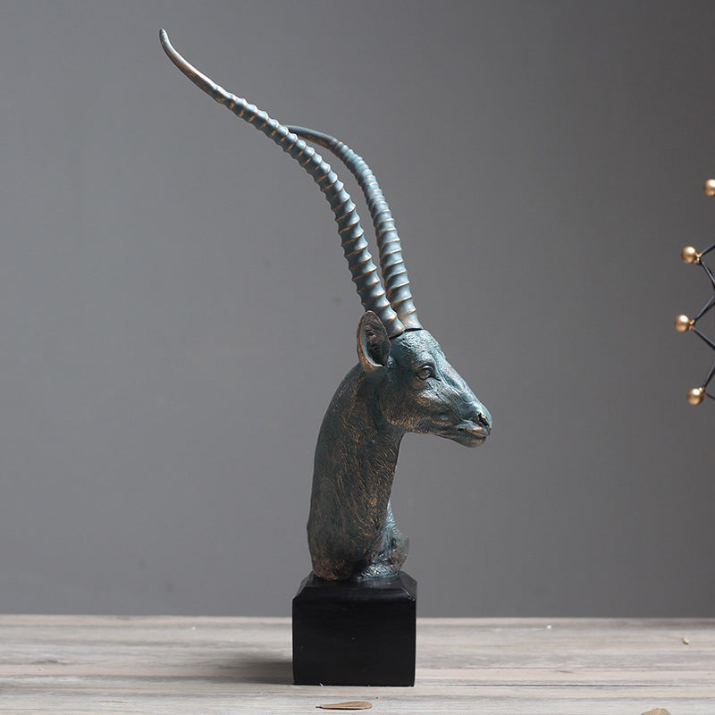 Testa di antilope in ceramica