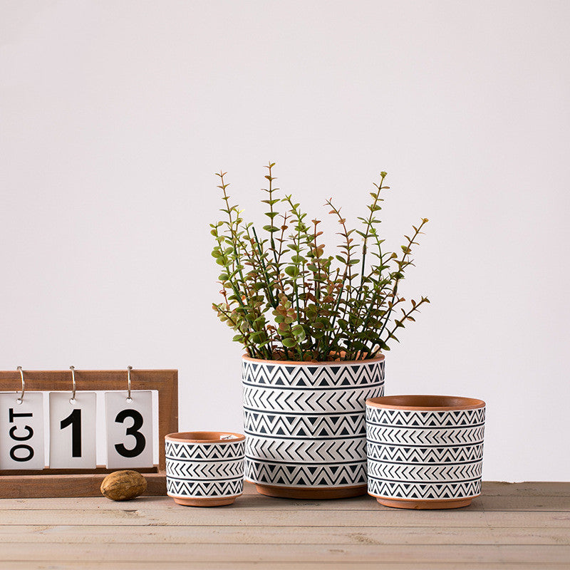 Vasi geometrici in ceramica