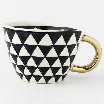 Tazza irregolare