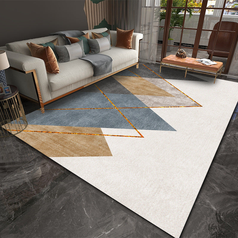 Tappeto geometrico grigio e nero con