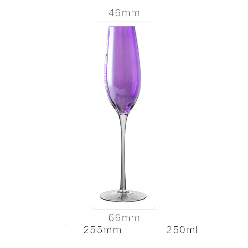 Bicchiere di cristallo viola