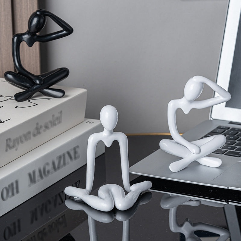 Scultura pensatore astratta