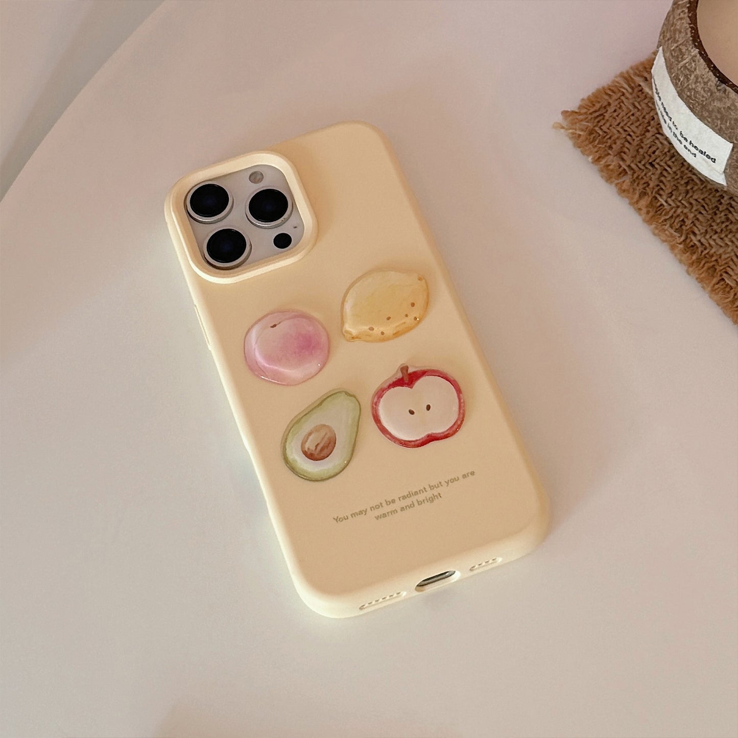 Custodia telefono frutta dipinta