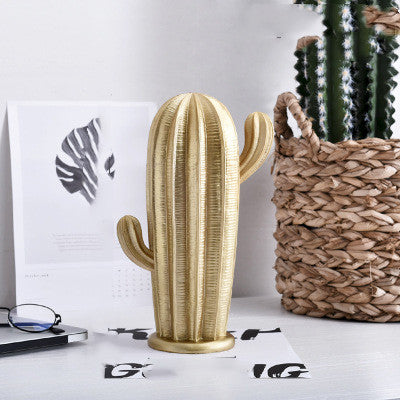 Cactus in metallo dorato