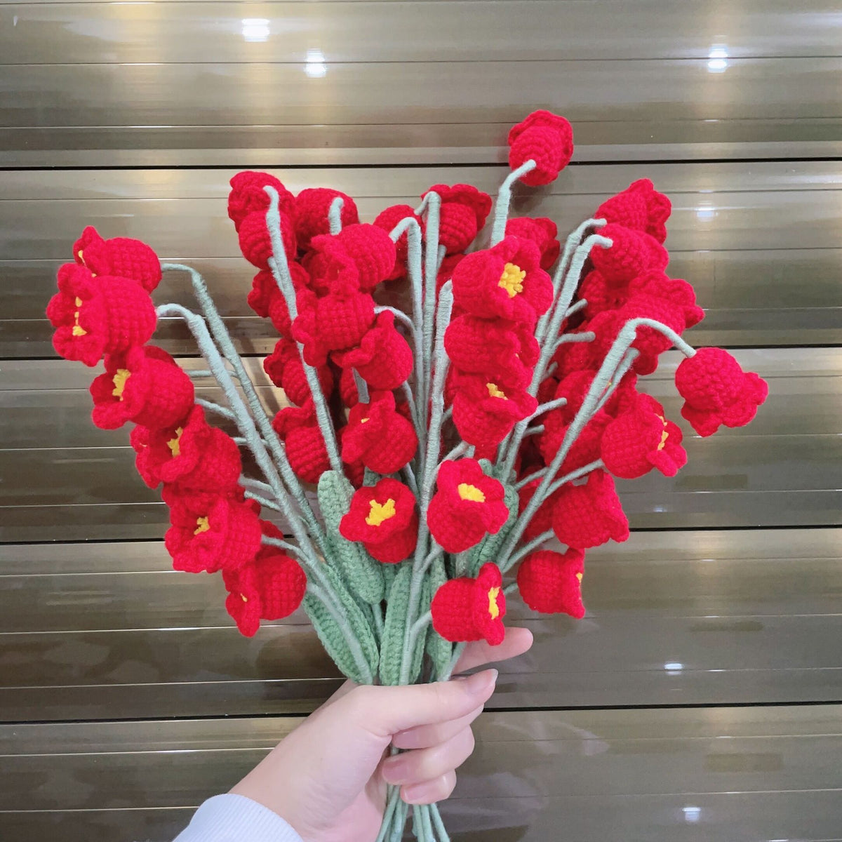 Fiore all'uncinetto in stile nordico