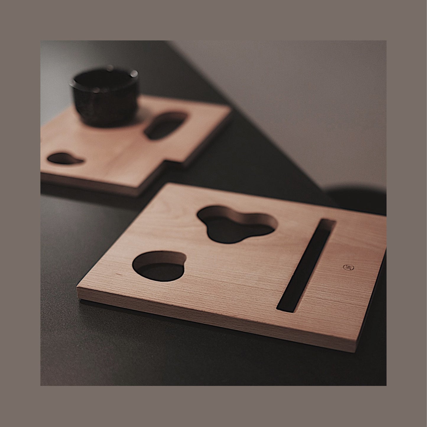 Portariviste in legno nordico
