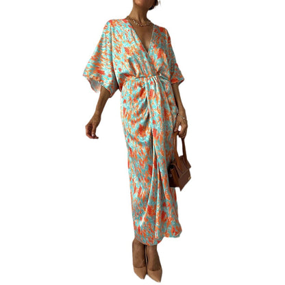 Vestito scollo V tema pittura retrò