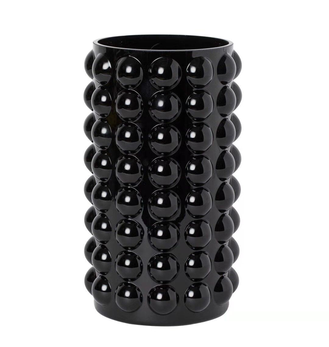 Vaso di vetro nero