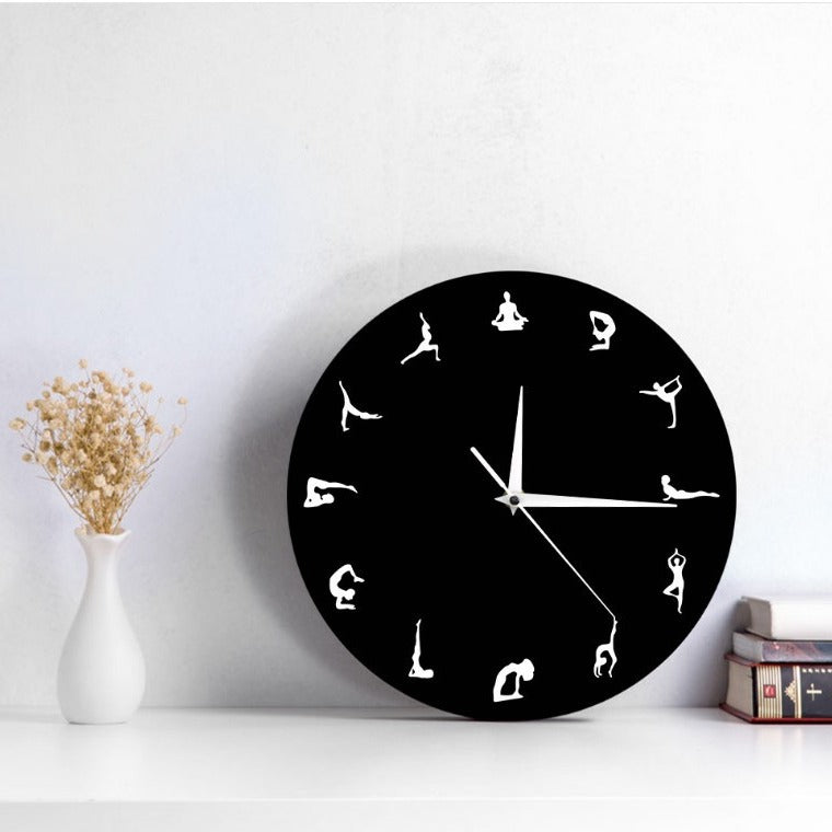 Orologio da parete Pose yoga nere