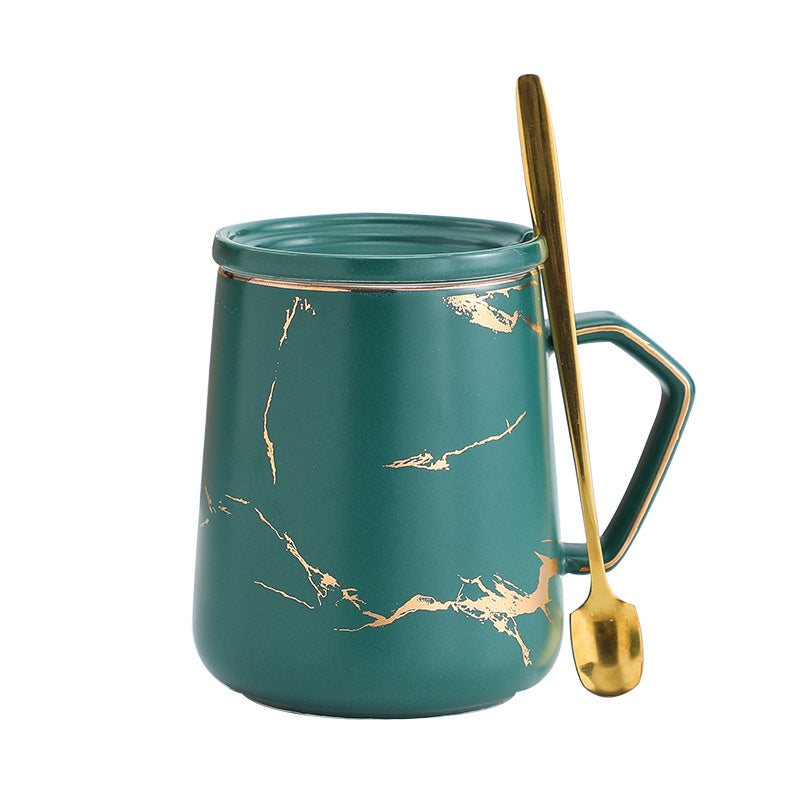 Tazza ceramica con bordo oro