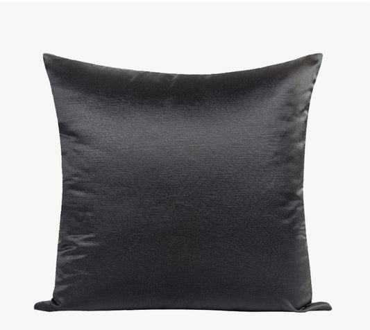 Cuscino ricamo astratto