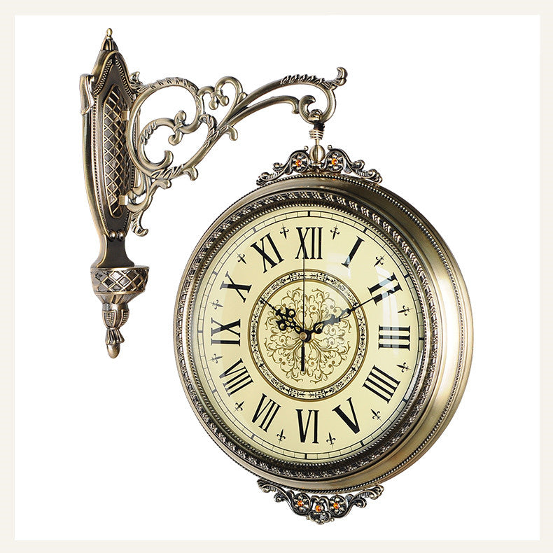 Orologio da parete Barocco ornato