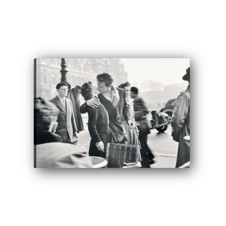 Kiss at the Hôtel de Ville, Paris 1950 - cm 70x50 - Tela Canvas