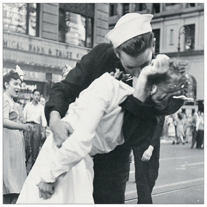 V-J Day in Times Square cm 26x26