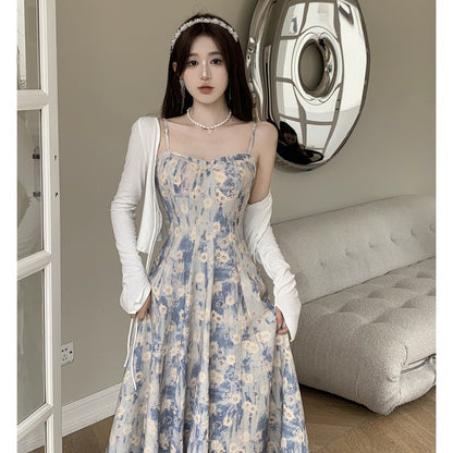 Vestito blu floreale
