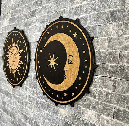 Appeso Sole e Luna