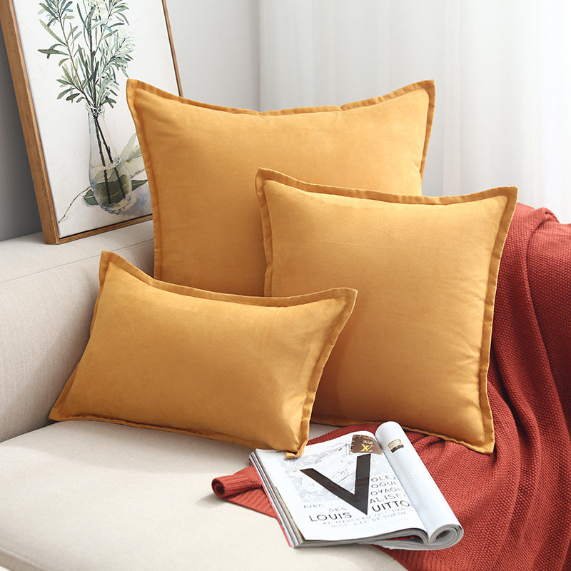Cuscino con balza stile nordico