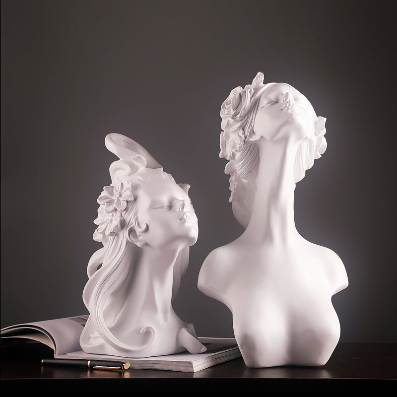 Figura Ragazza Floreale