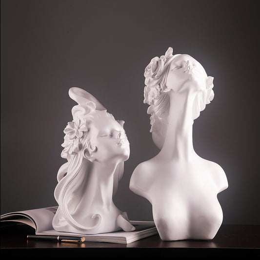 Figura Ragazza Floreale