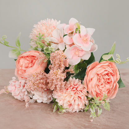 Mazzo di rose artificiali