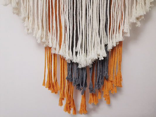 Arazzo Macramé triangolo tre colori