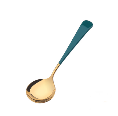Tazza con cucchiaio colorato