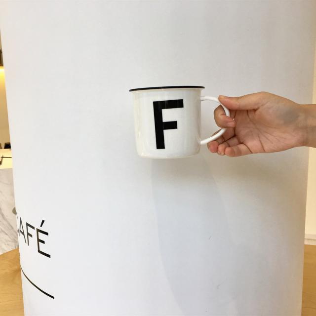 Tazza ceramica lettere