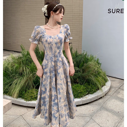 Vestito blu floreale
