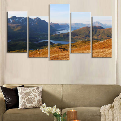 Quadro su tela Lago di montagna al tramonto